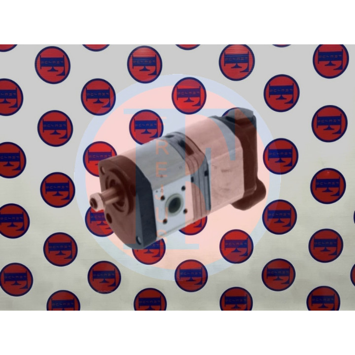 Pompa hydrauliczna, w razie potrzeby skrócić wałek, by uniknąć uszkodzeń zbiornika wody 0510415306