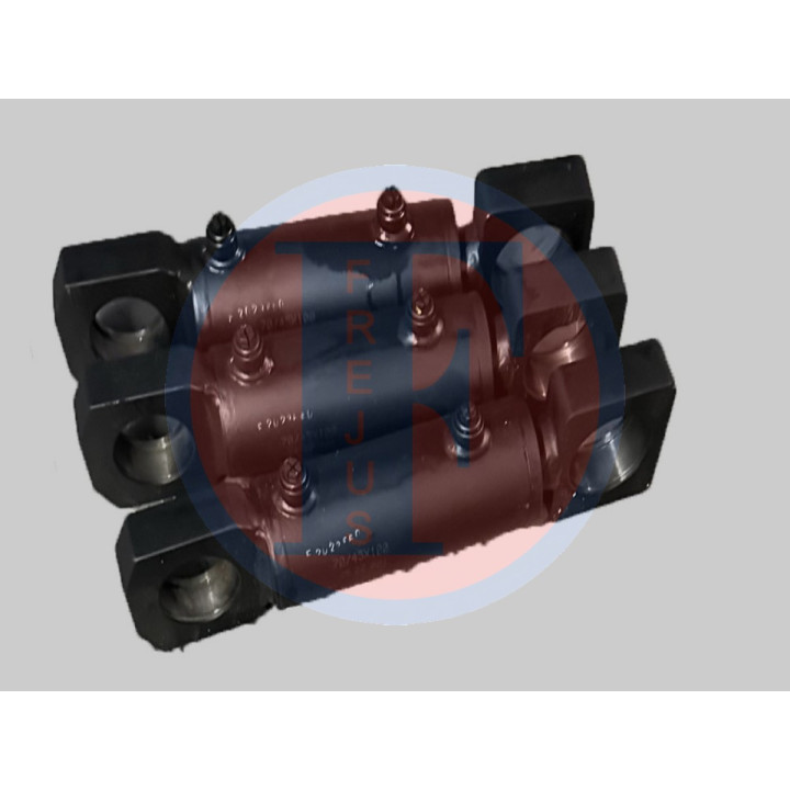 Siłownik hydrauliczny do kruszarki HR2524