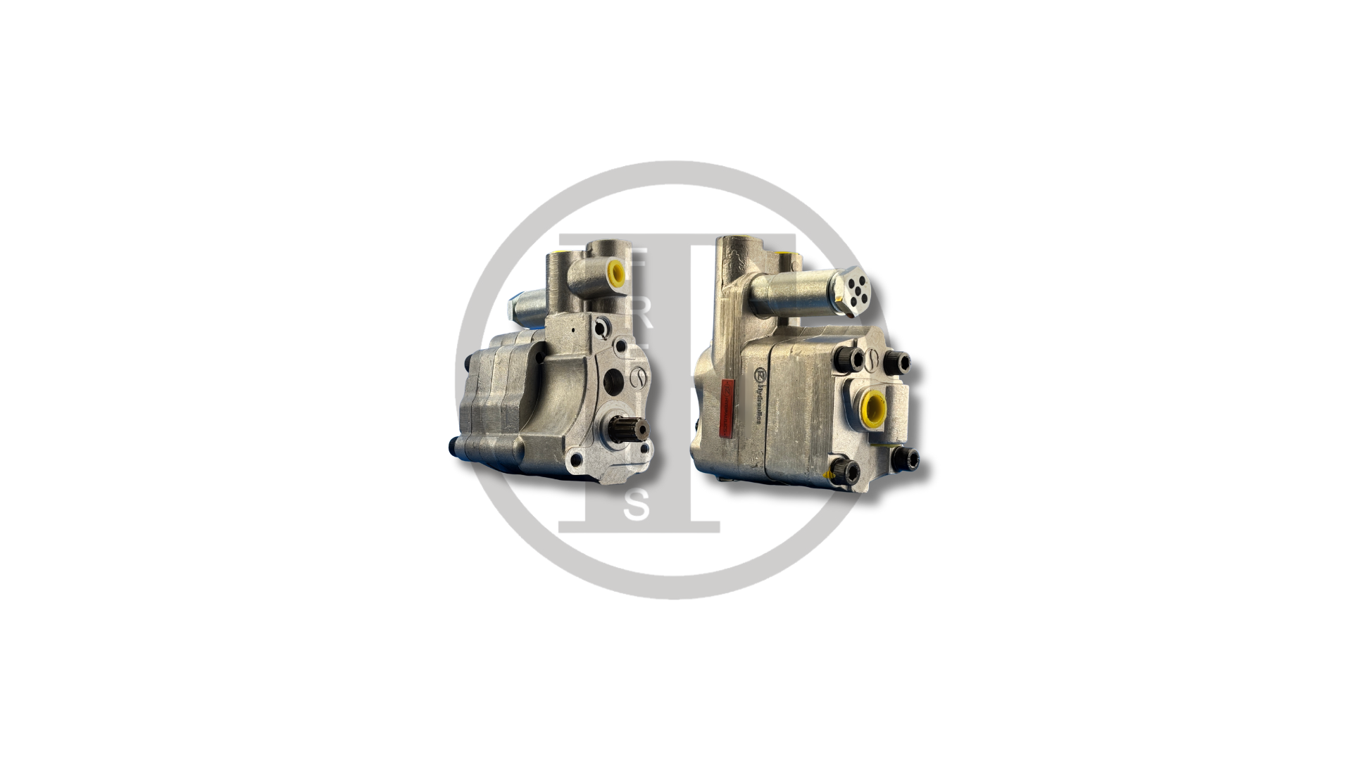 1676865M91 - Gear Pump, double
